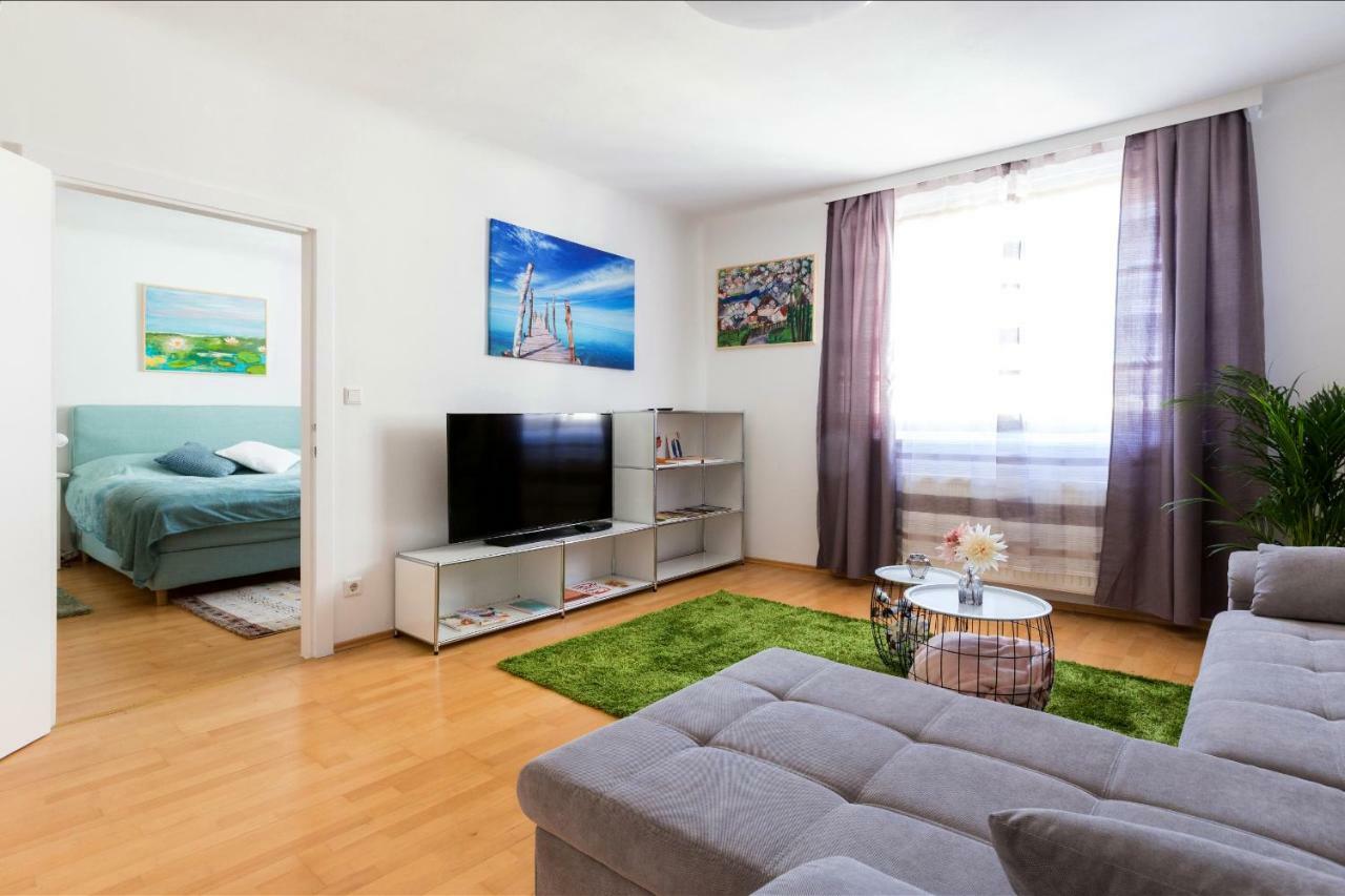 Apartment Rudolfsplatz Wina Bagian luar foto