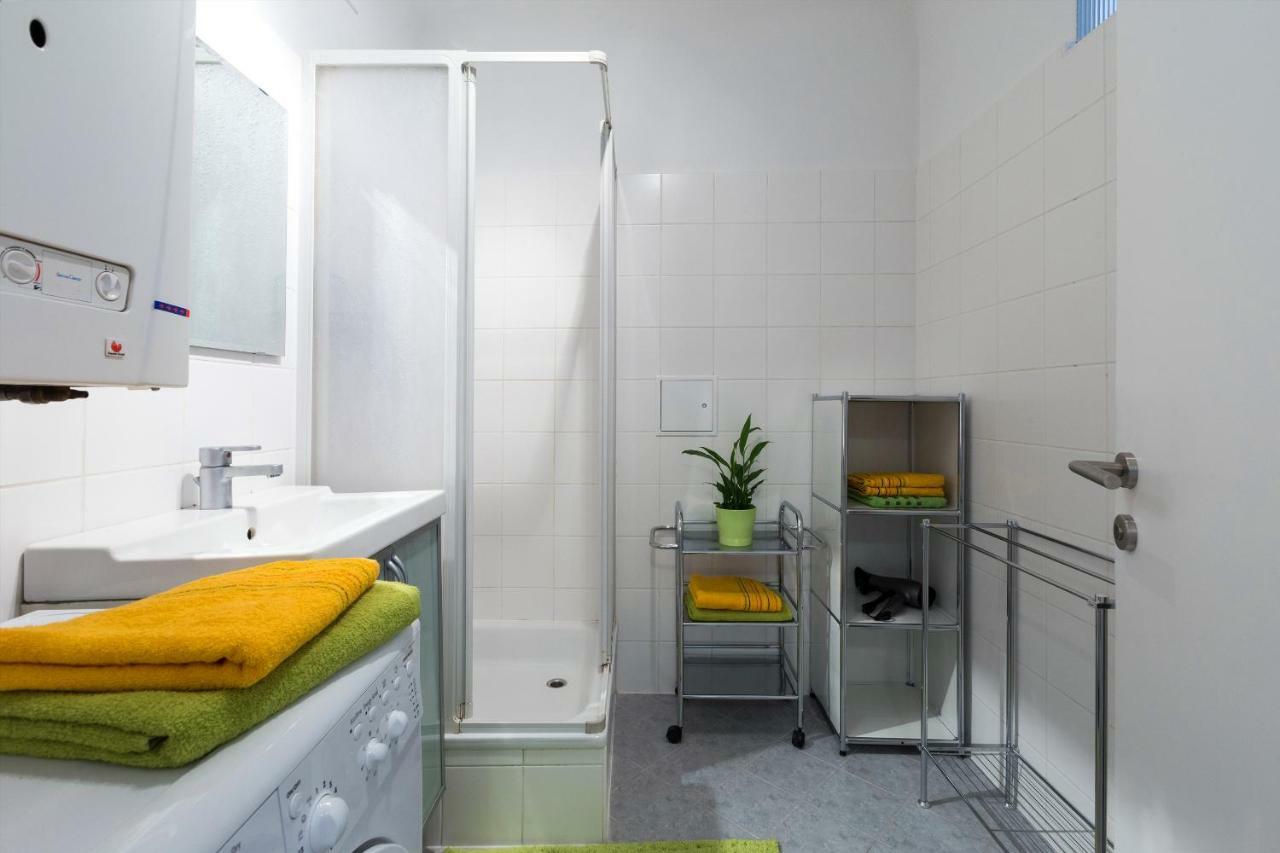 Apartment Rudolfsplatz Wina Bagian luar foto