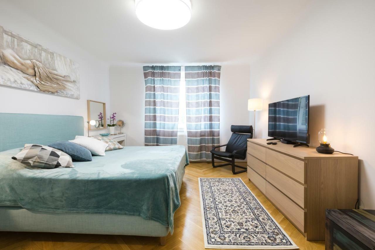 Apartment Rudolfsplatz Wina Bagian luar foto