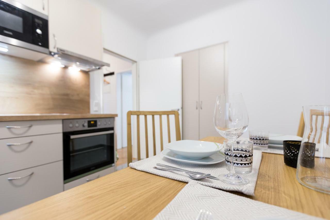 Apartment Rudolfsplatz Wina Bagian luar foto