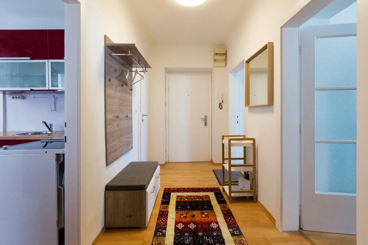 Apartment Rudolfsplatz Wina Bagian luar foto
