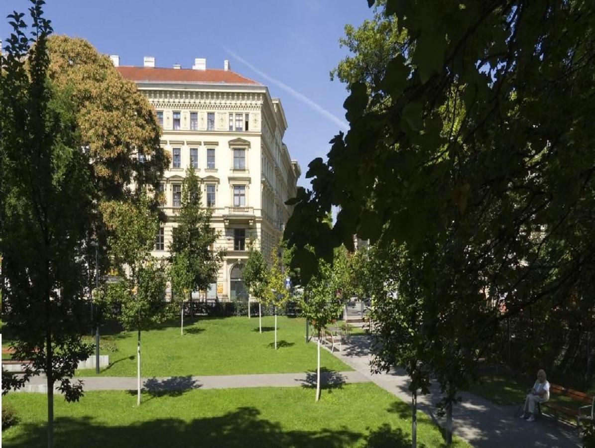 Apartment Rudolfsplatz Wina Bagian luar foto